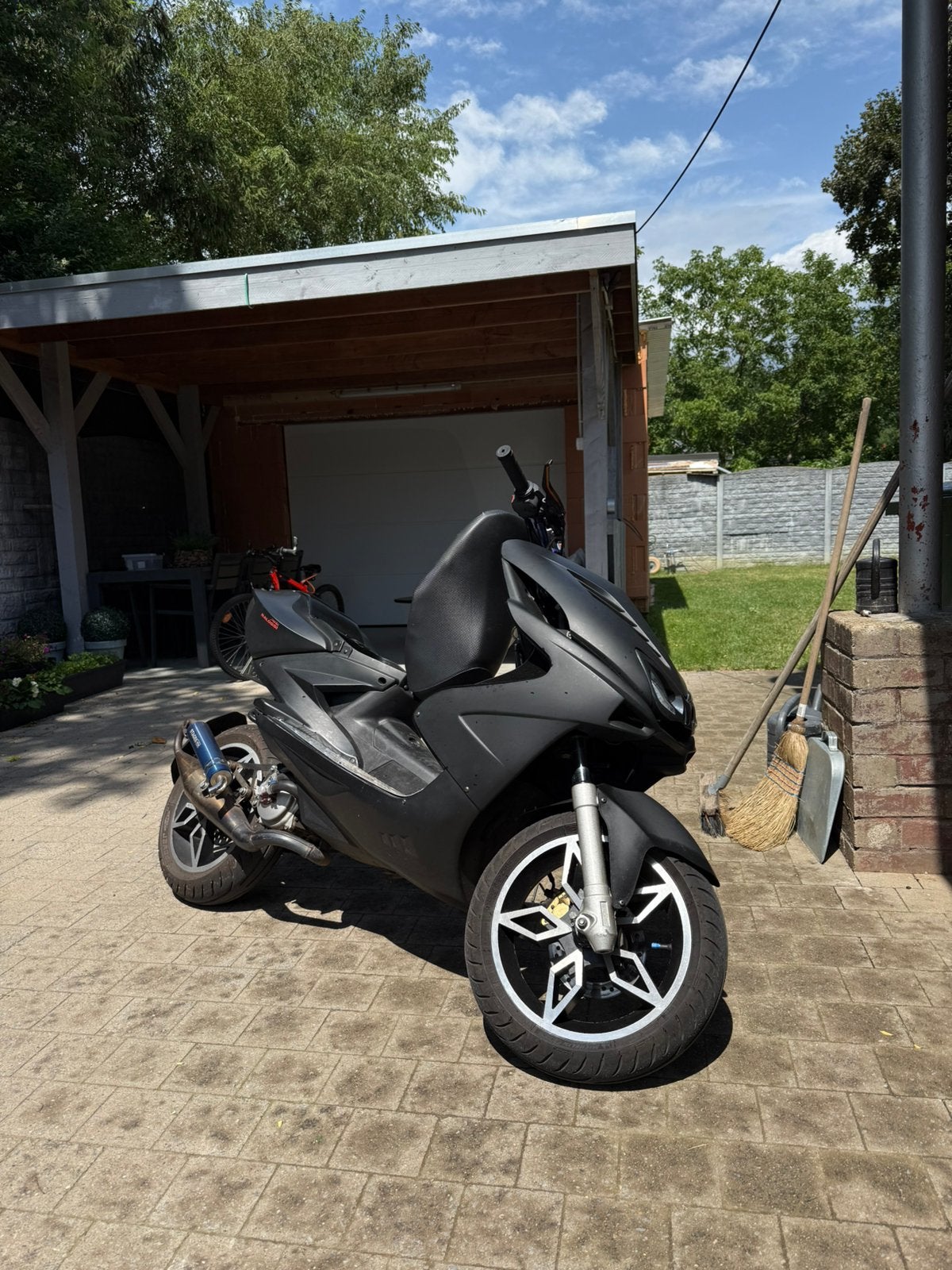 Gyronetics aerox velgen, Ophalen, Zo goed als nieuw, Benzine, Aerox