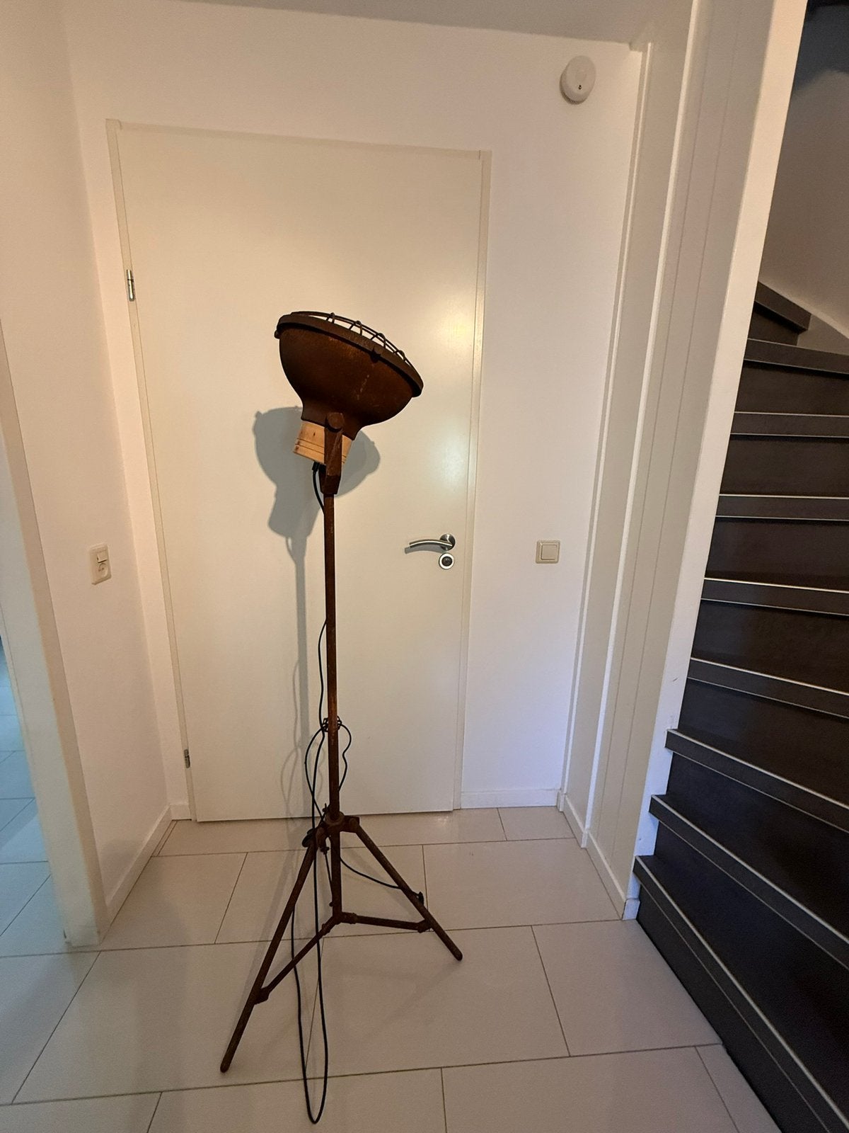 T.e.a.b Unieke industriële vloerlampen met roest look, Ophalen, Zo goed als nieuw, E27 (groot), 150 tot 200 cm