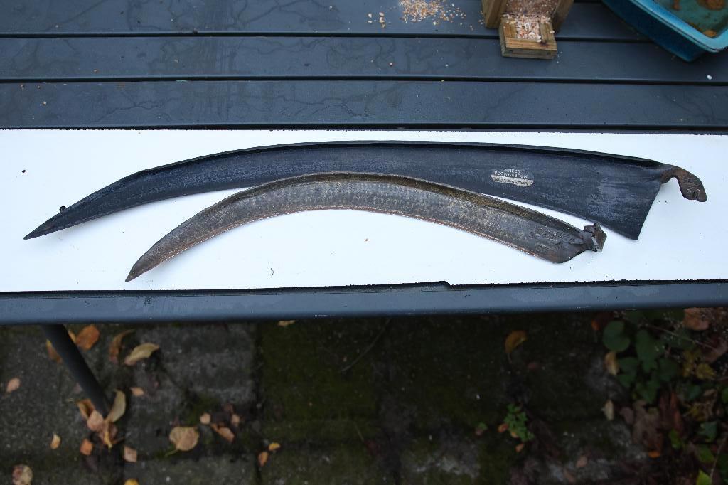 2x zeis bladen goede staat, 60cm en 85 cm, Tuin en Terras, Hand-tuingereedschap, Ophalen of Verzenden, Zo goed als nieuw, Zeis