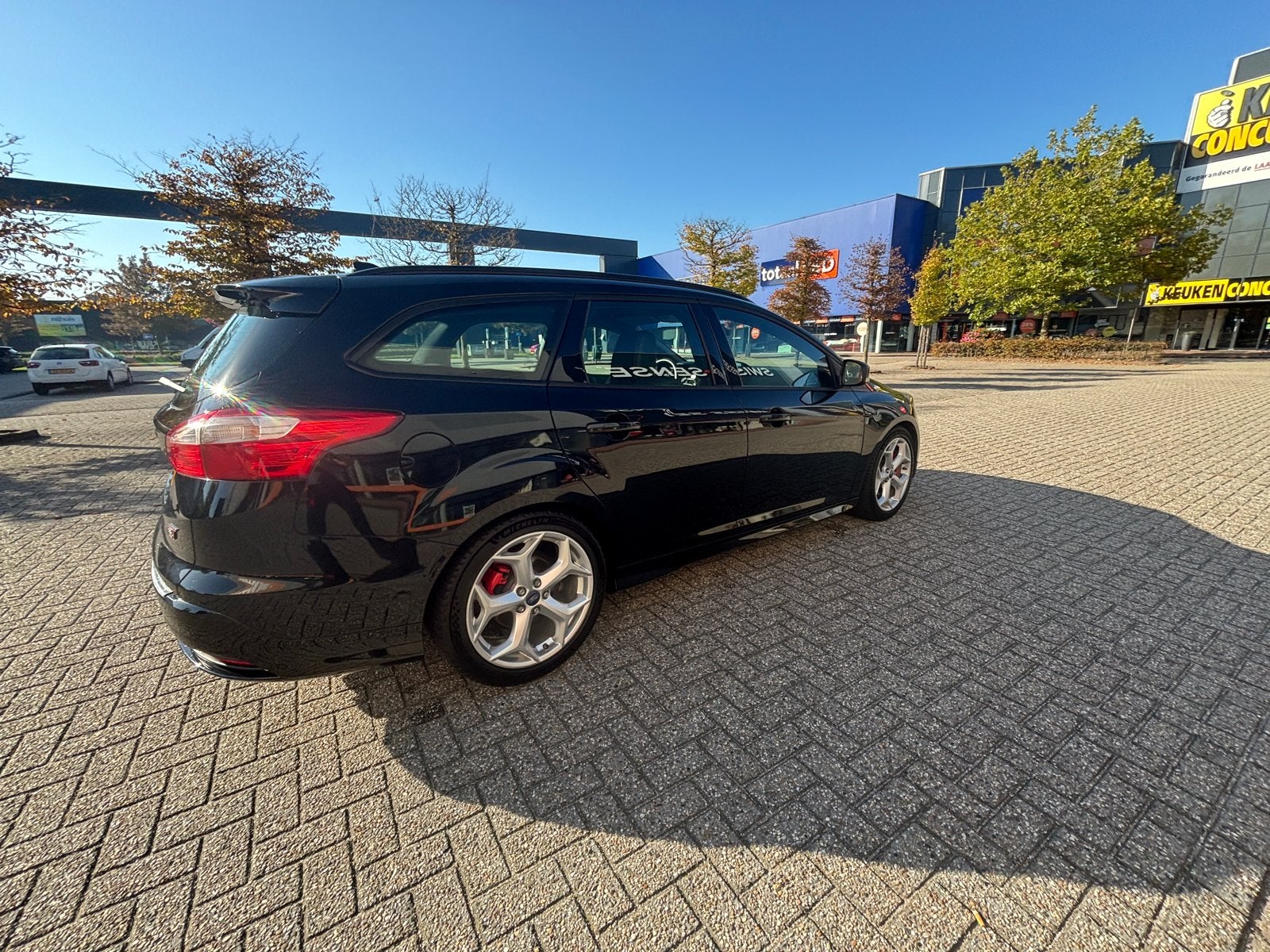 Foto 7 van Ford Focus 2.0 ST 184KW Wagon 2014 Zwart