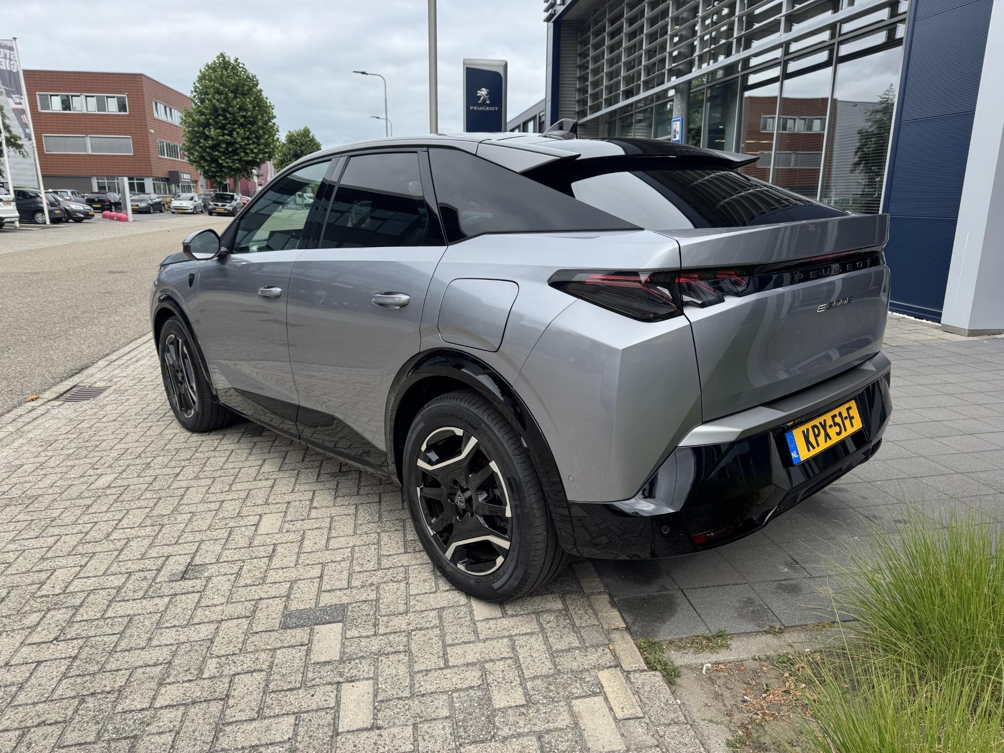 Peugeot e-3008 GT Avantage 210 73 kWh, Auto's, 12 maanden, Stof, 213 pk, SUV of Terreinwagen