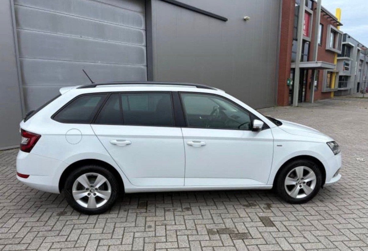 Foto 5 van Skoda Fabia 1.0 MPI Greentech 2019APPCARPLAY-Stoelverwarming