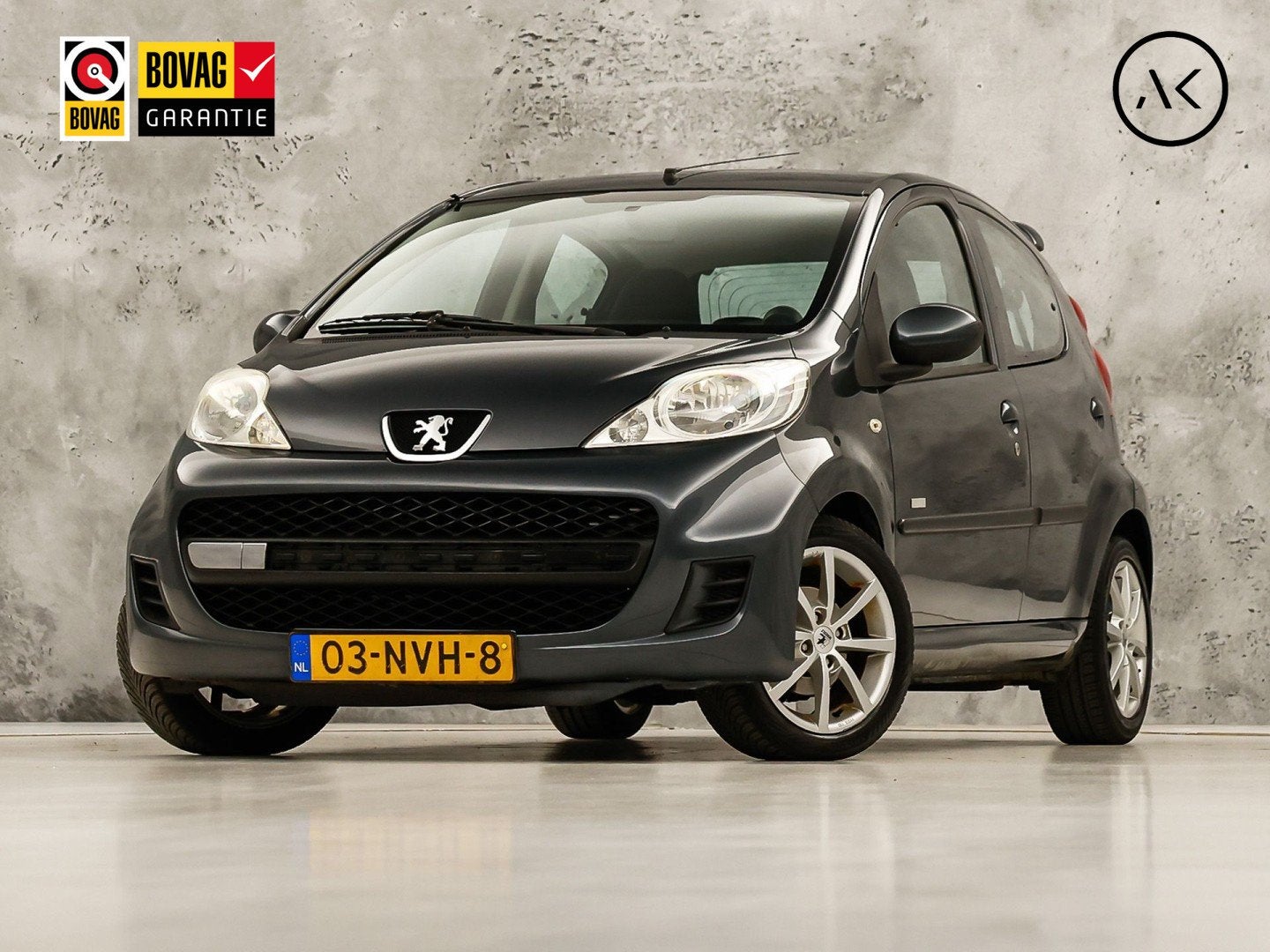 Peugeot 107 1.0-12V Sport (AIRCO, TOERENTELLER, ELEK RAMEN,, Voorwielaandrijving, Gebruikt, Zwart, 4 stoelen
