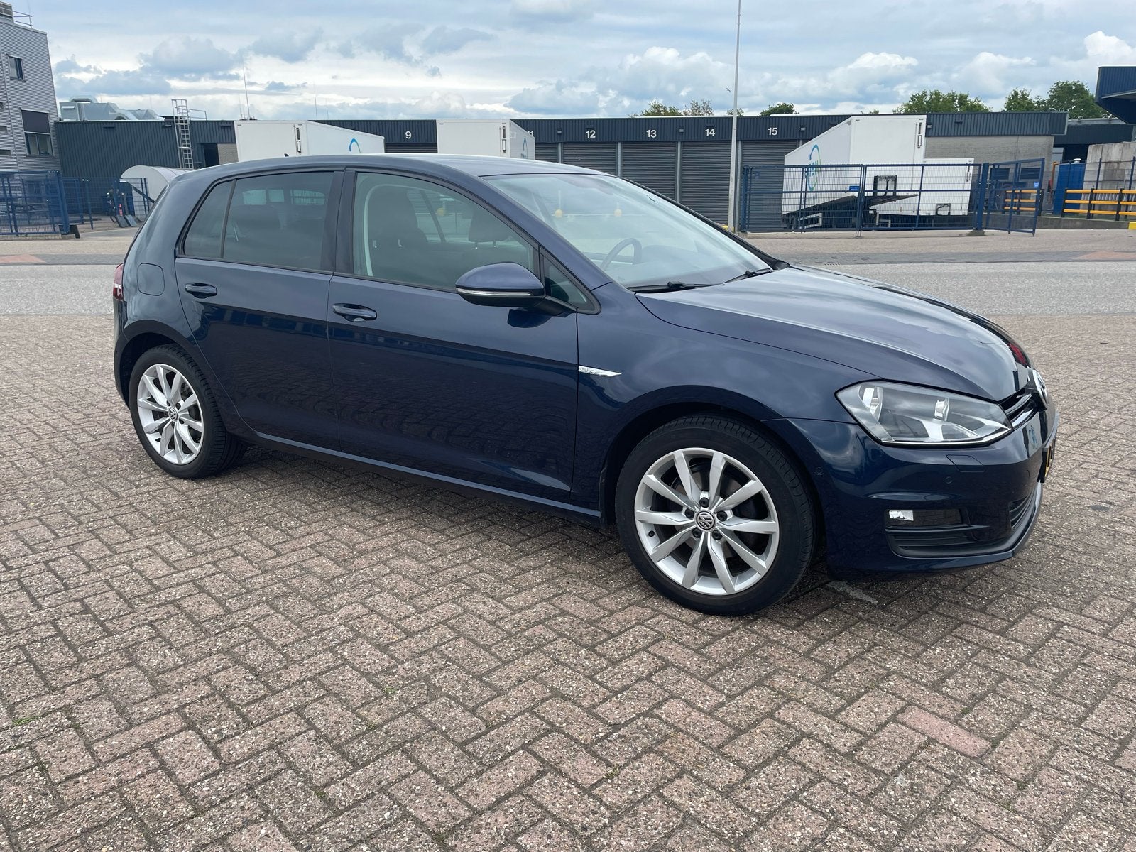 Te koop Volkswagen Golf 7.  1.2 TSI 81KW 5D 2015 Blauw, Voorwielaandrijving, Zwart, 4 cilinders, 610 kg