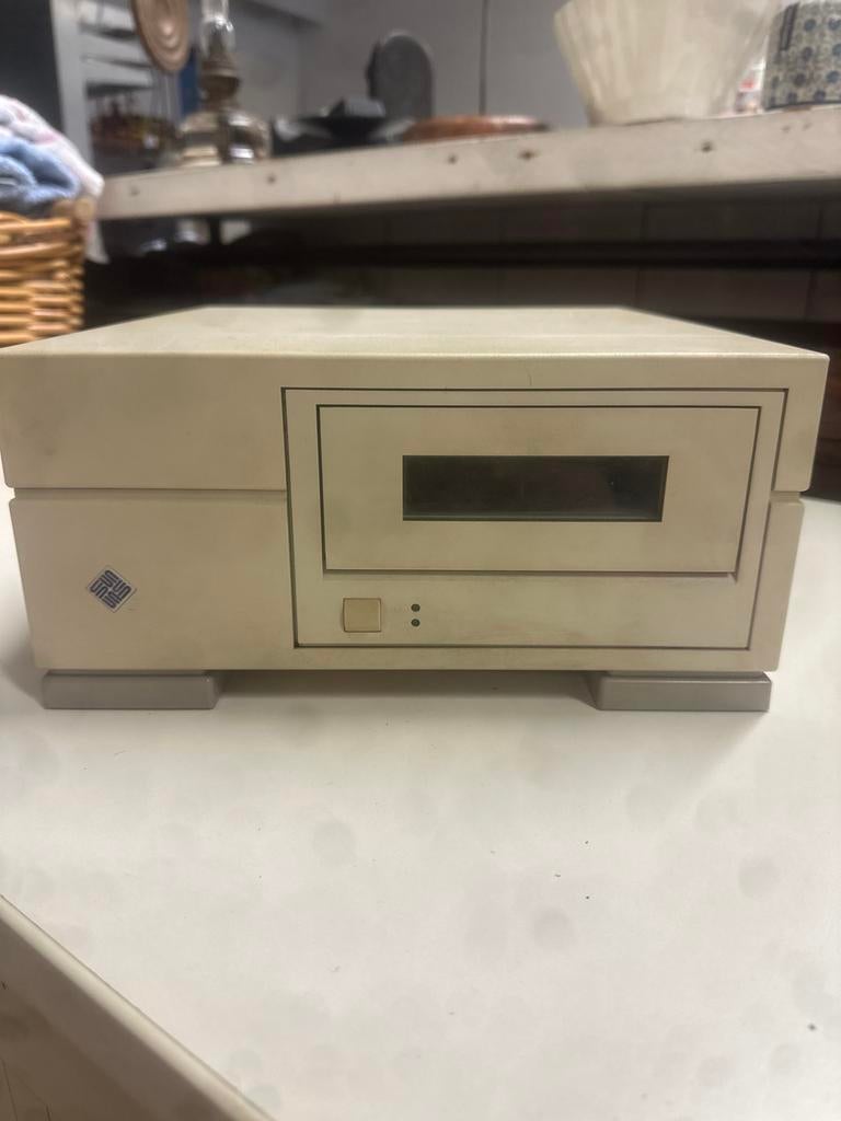 Vintage Sun Microsystems Externe SCSI tape Drive, Computers en Software, Vintage Computers, Ophalen