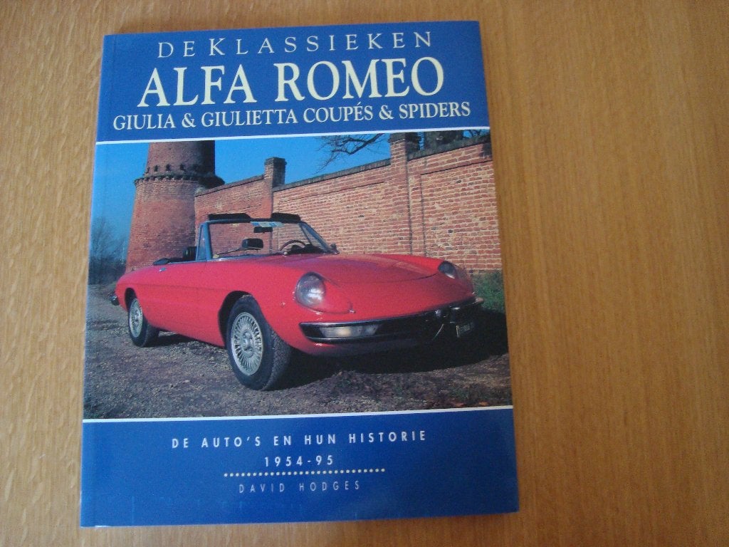De klasieken alfa romeo giulia & giulietta coupes & spiders, Ophalen of Verzenden, Nieuw, Alfa Romeo