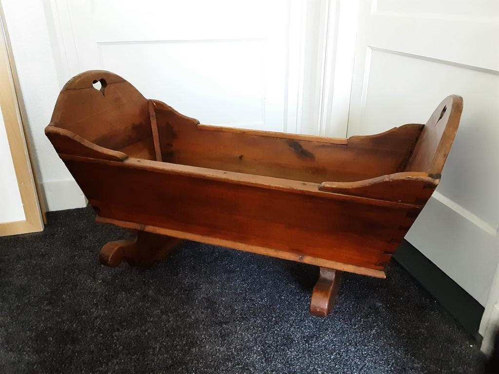 Antieke Franse Wieg - Charmante Houten Babywieg, Ophalen