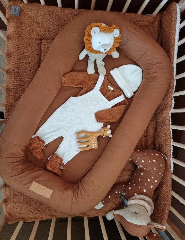 Petit Filippe Baby Nest - Brick (Zo goed als nieuw), Bruin, Zo goed als nieuw, Eenpersoons, 70 cm of minder