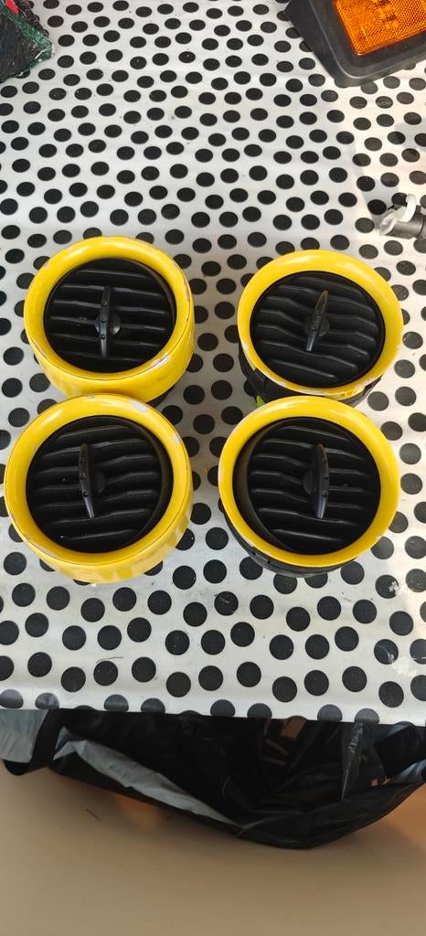 Gele ventilatieroosters voor ibiza / Cordoba, Auto-onderdelen, Dashboard en Schakelaars, Ophalen of Verzenden, Gebruikt, Universele onderdelen