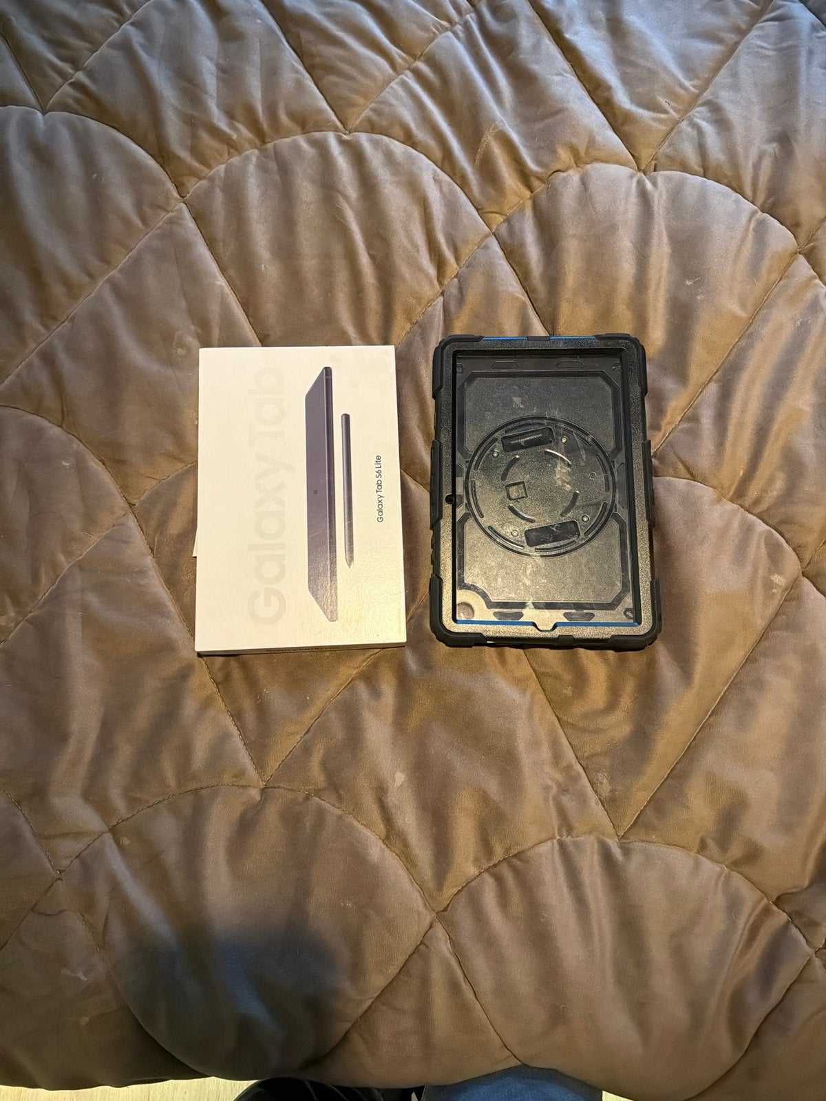 Samsung Tab S6 Lite met hoesje en S Pen, Zo goed als nieuw, 64 GB, Wi-Fi, Uitbreidbaar geheugen