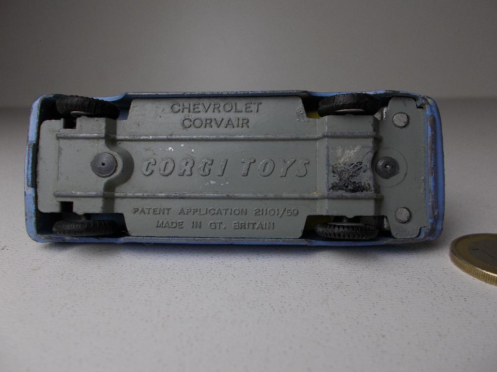 1960 Corgi Toys 229 CHEVROLET CORVAIR (Licht Blauw) -B-., Ophalen of Verzenden, Gebruikt, Auto, Corgi