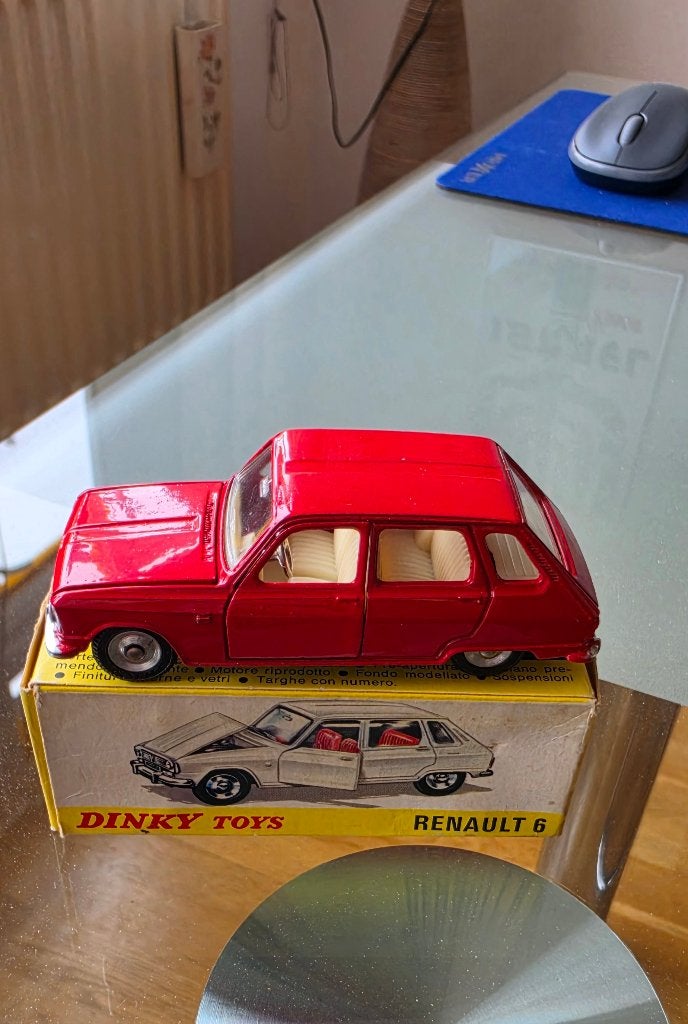 Dinky toys 1416 Renault 6, Ophalen of Verzenden, Gebruikt, Auto, Dinky Toys