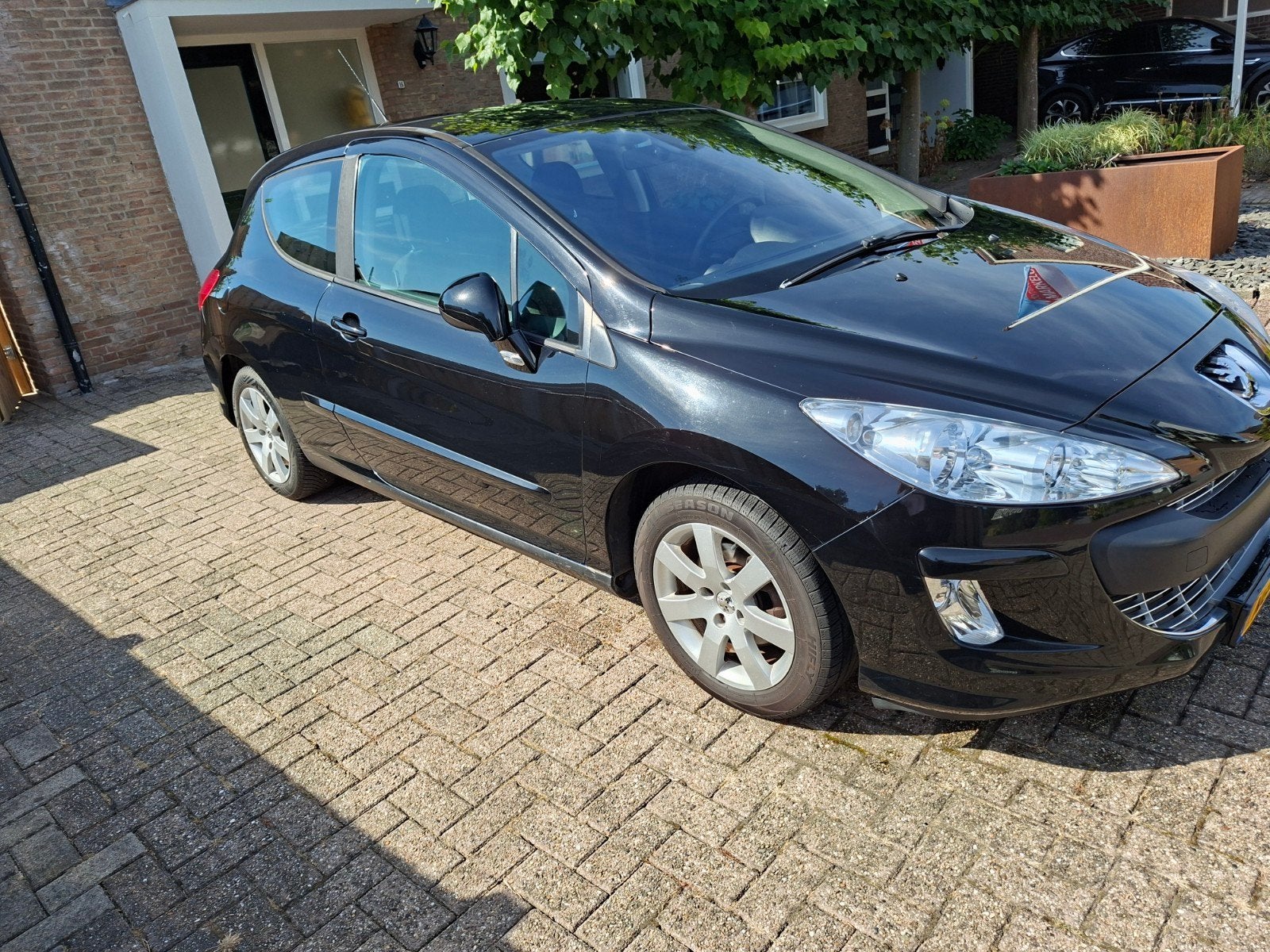Peugeot 308 1.6 VTI 16V 3-DRS 2008 Zwart, Auto's, Voorwielaandrijving, 15 km/l, 4 cilinders, 1650 kg