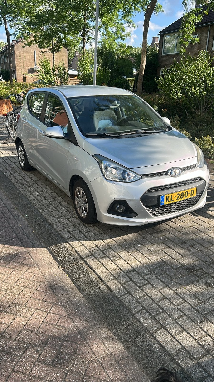 Hyundai i10 1.0i 66pk 2017 Grijs 55675 km, Auto's, 31 €/maand, 4 stoelen, 23 km/l, Origineel Nederlands