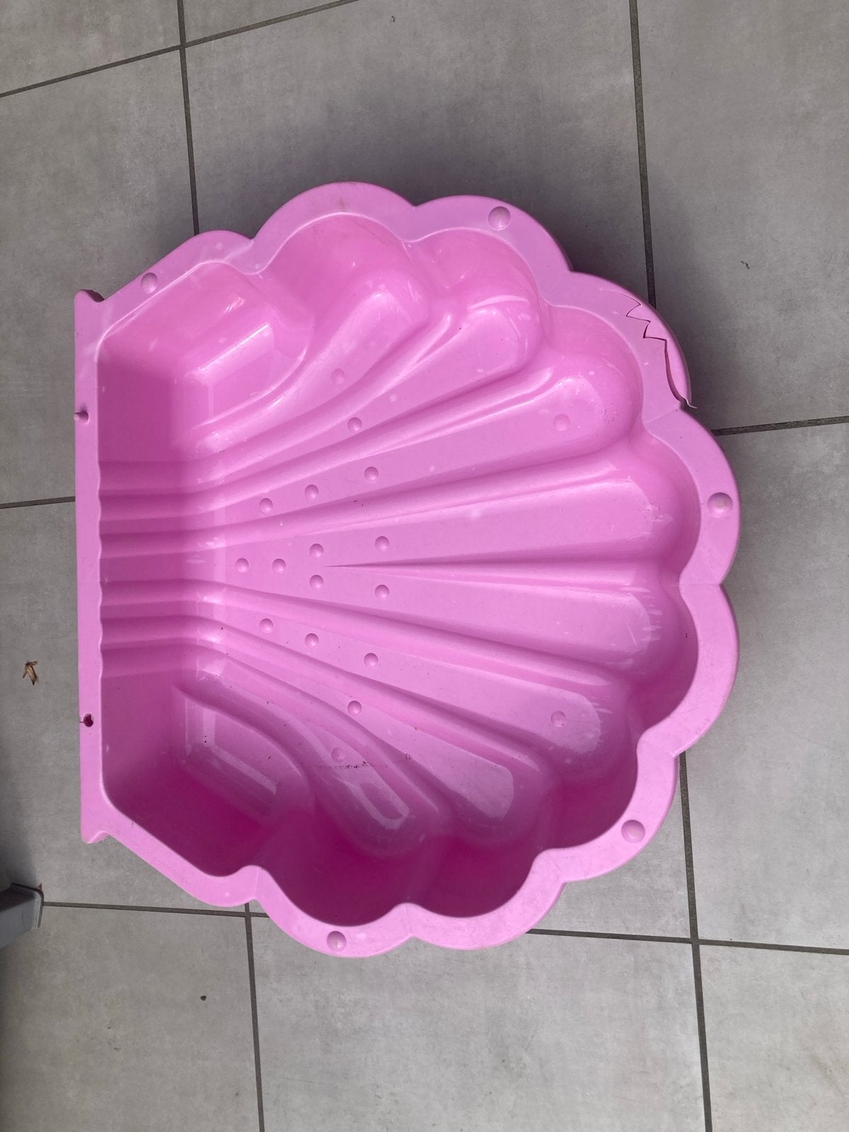 Roze zandbak schelp - Gebruikt maar functioneel, Kinderen en Baby's, Speelgoed | Buiten | Zandbakken, Ophalen, Gebruikt