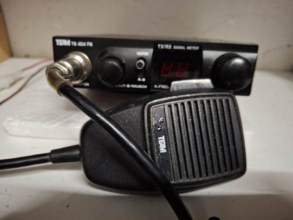 TEAM TSS 404 FM, Ophalen of Verzenden, Zo goed als nieuw, Zender en Ontvanger