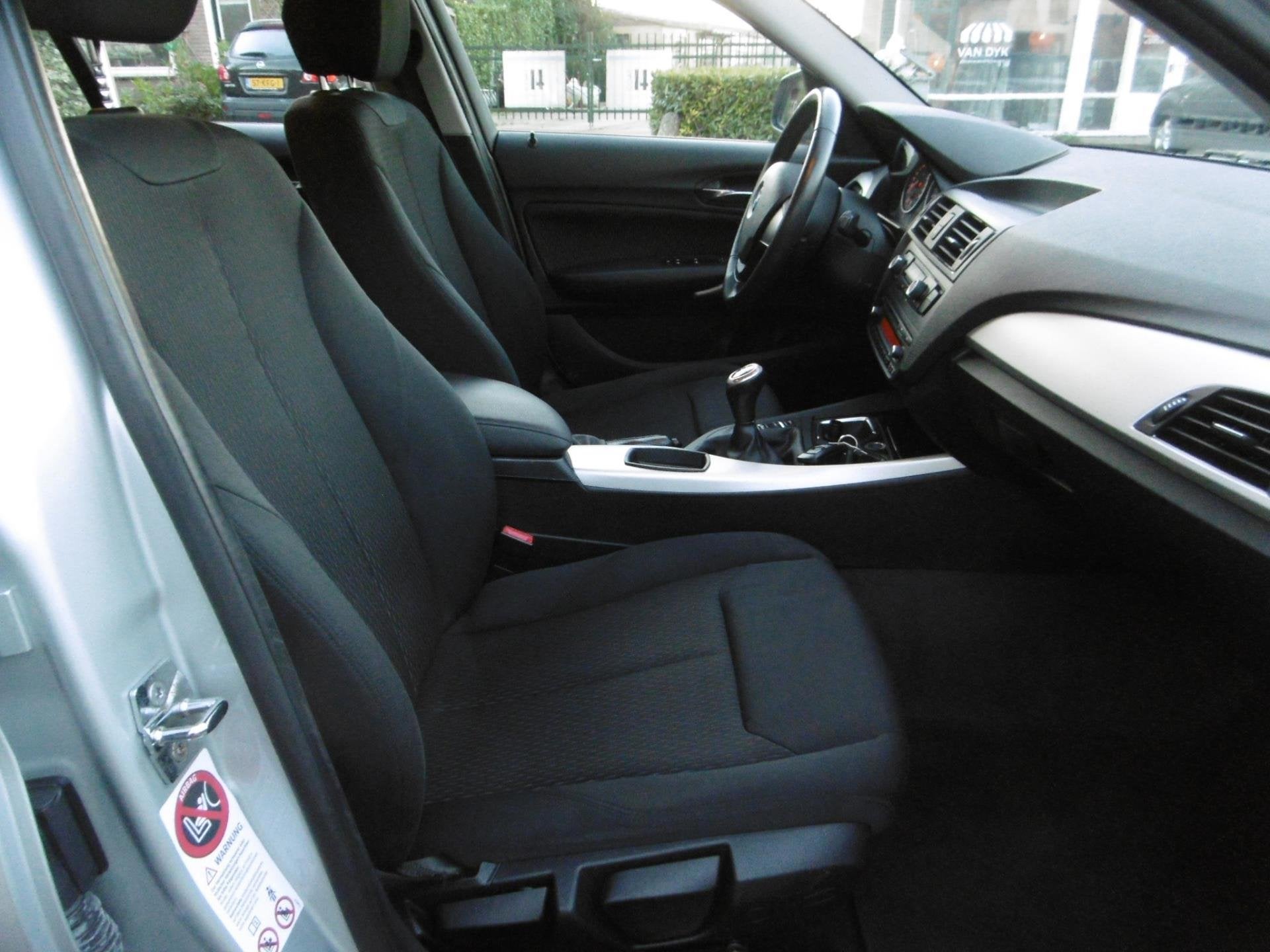 BMW 1-serie 116i 5-deurs 136pk Airco PDC 2e eigenaar Zuinig, 1-Serie, Euro 5, Gebruikt, 4 cilinders