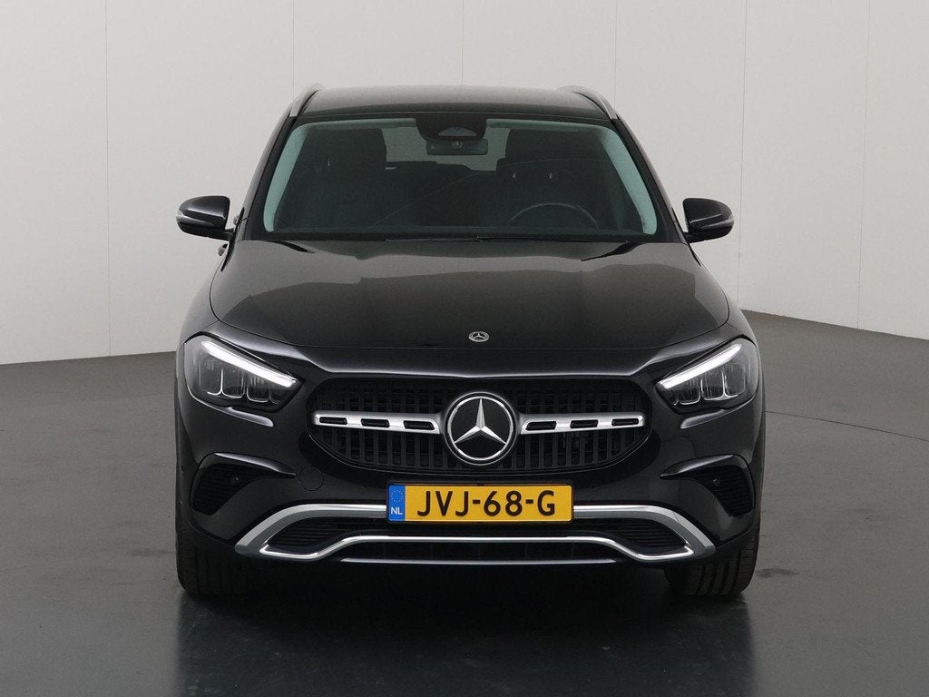Mercedes-Benz GLA-klasse 250 e Business Solution Luxury | Tr, Auto's, Mercedes-Benz, 4 cilinders, 16 kWh, Leder en Stof, Zwart