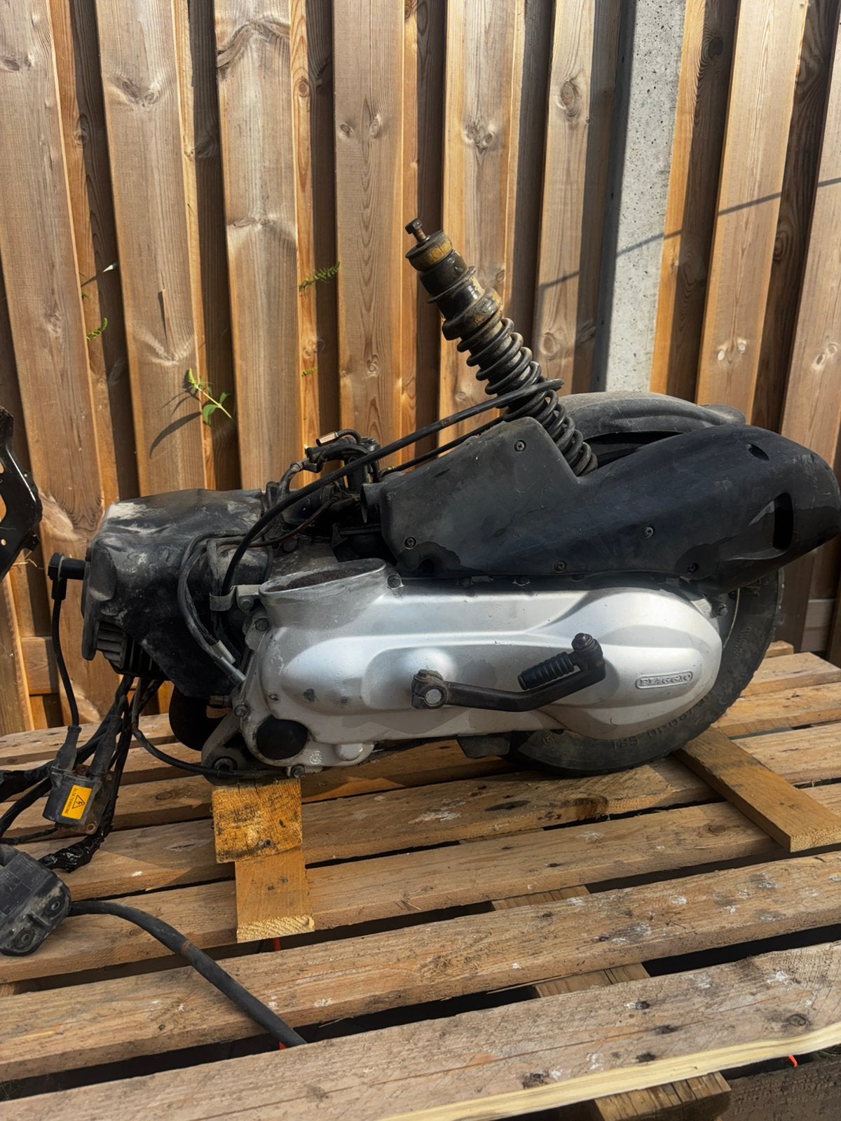 Piaggio skr 150cc motorblok plug&play, Ophalen of Verzenden, Zo goed als nieuw, Blok