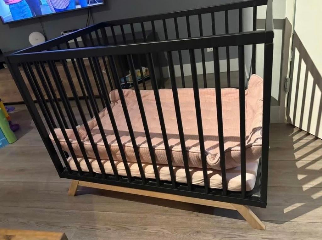 Prénatal box Savi 100x75 cm met matras, Kinderen en Baby's, Boxen, Ophalen, Zo goed als nieuw, Rechthoekig