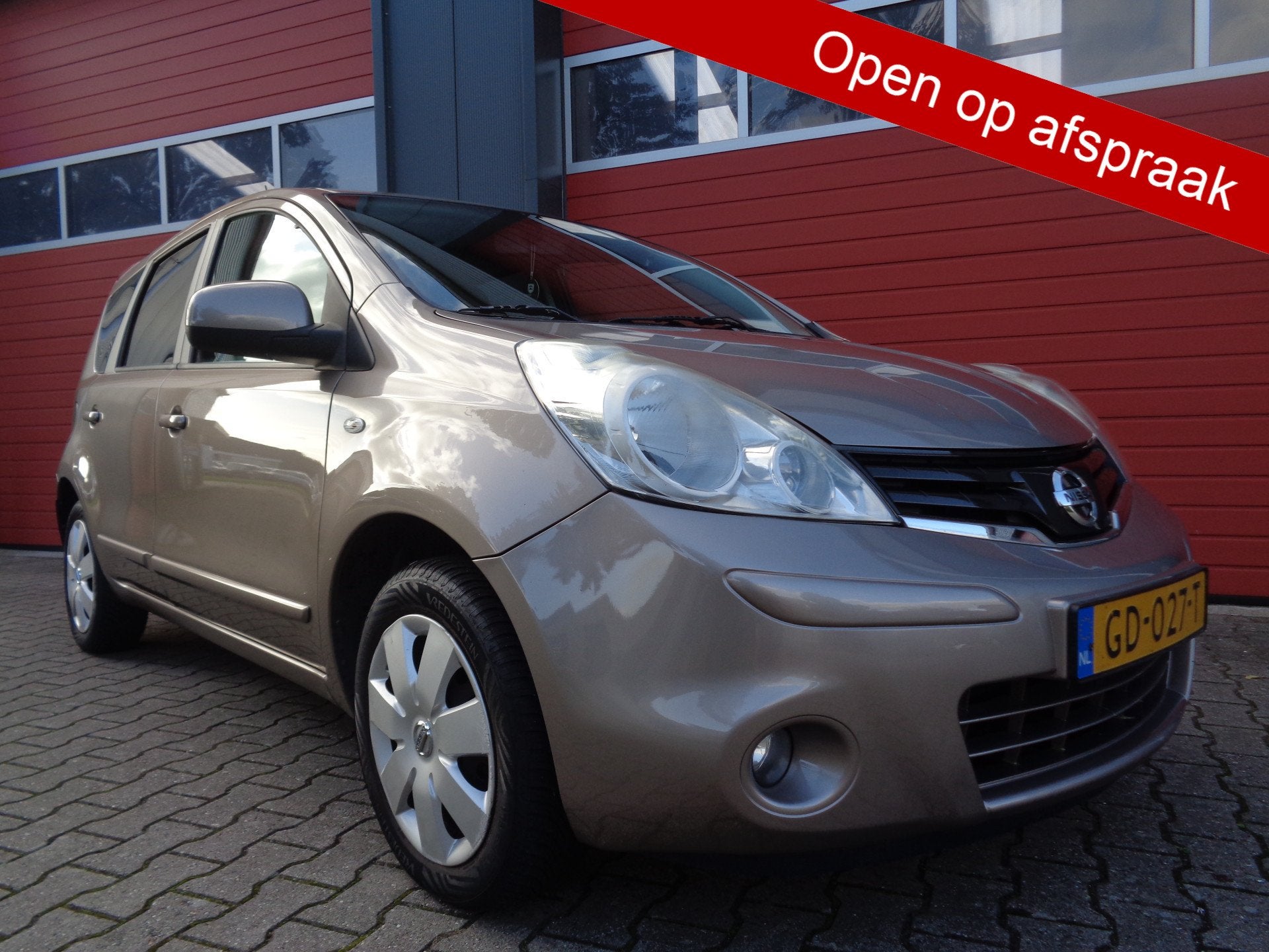 Nissan Note 1.6 Acenta 110PK Airco Hoge-Zit/Instap, Auto's, Voorwielaandrijving, 15 km/l, Gebruikt, 4 cilinders