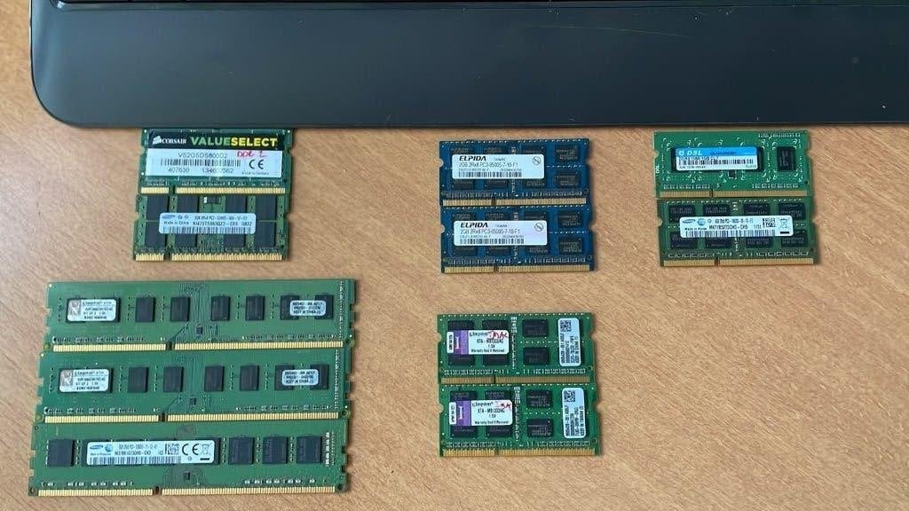 DDR 2 DDR 3 Geheugen SODIMM en DIMM DDR2 DDR3, Computers en Software, RAM geheugen, Gebruikt, DDR3, Ophalen of Verzenden, 2 GB