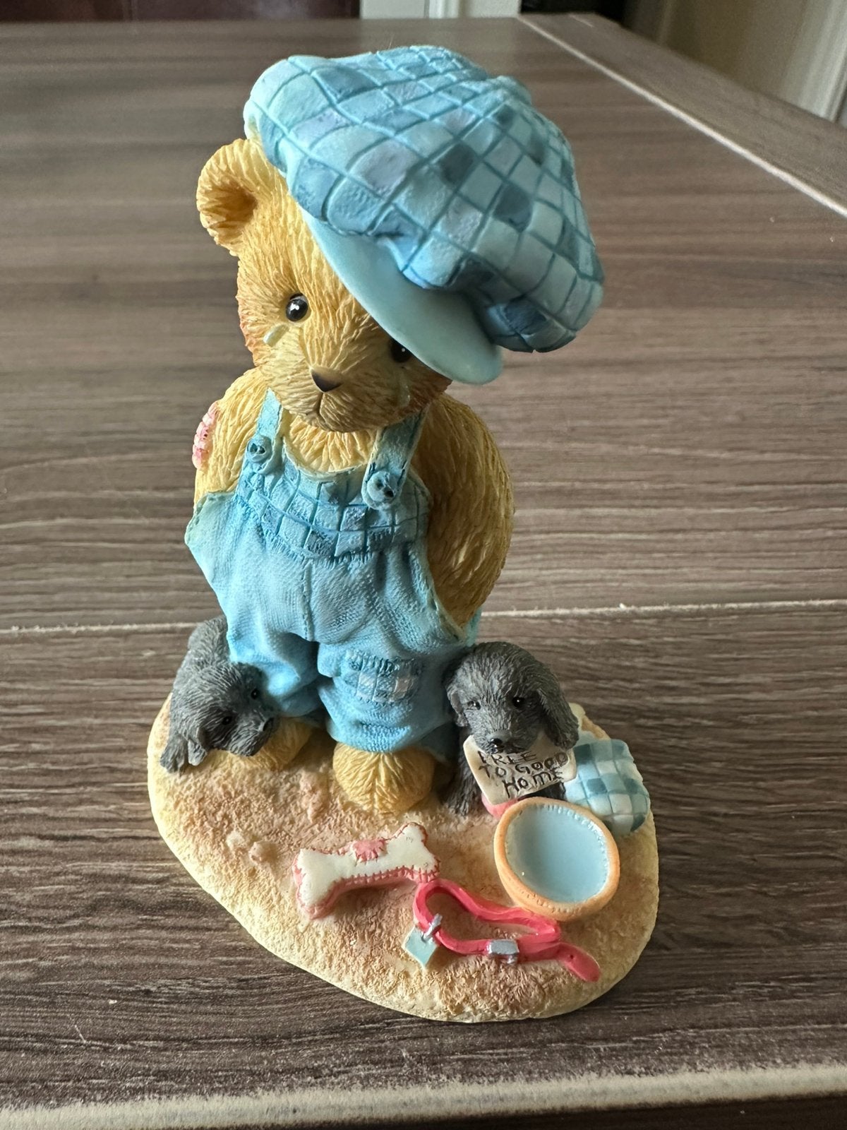 Cherished teddies Lewis 2004/05 limited edition, Verzamelen, Beren en Cherished Teddies, Ophalen of Verzenden, Zo goed als nieuw