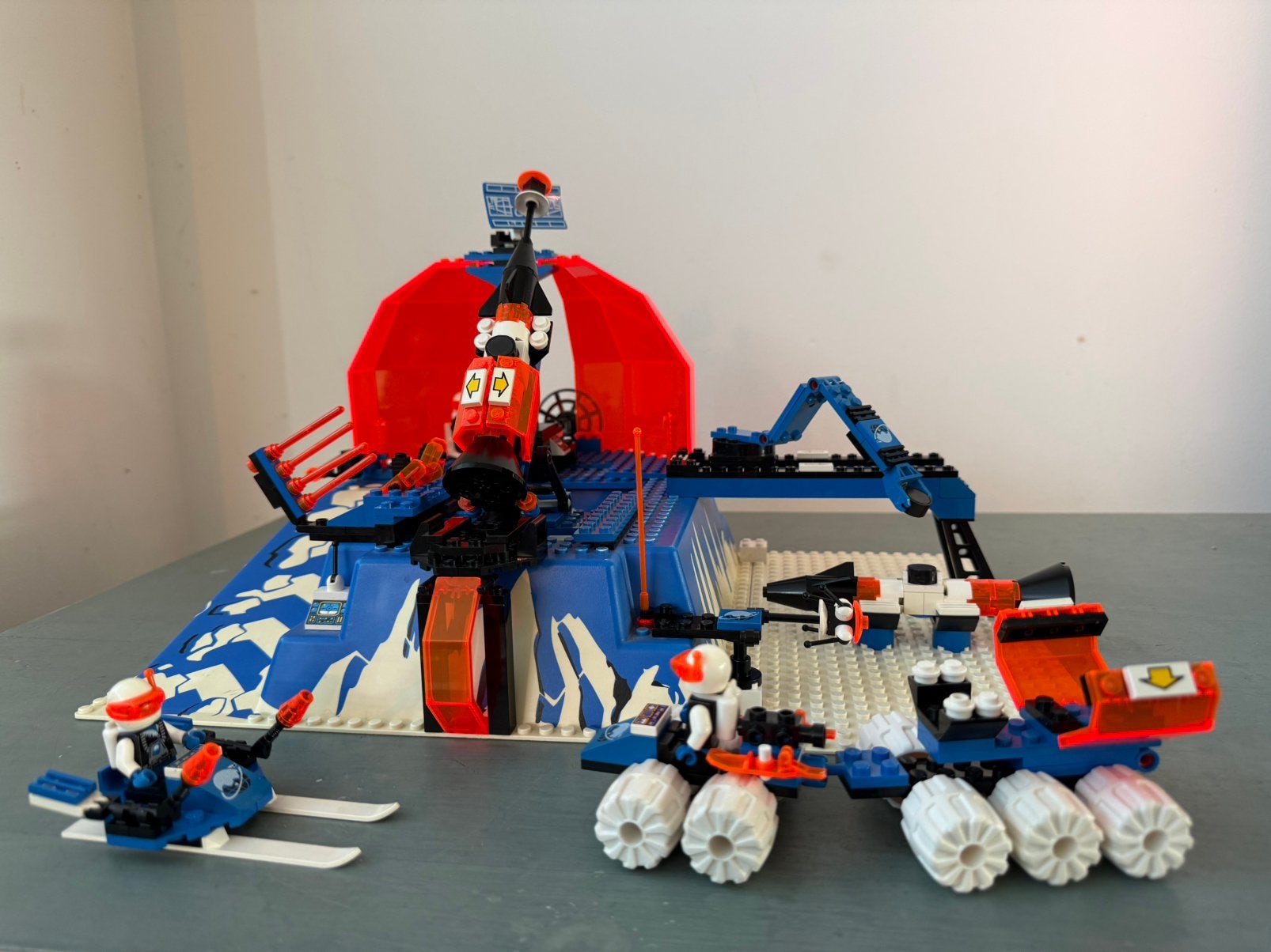 LEGO Ice Station Odyssey 6983 (uit 1993), Ophalen of Verzenden, Zo goed als nieuw