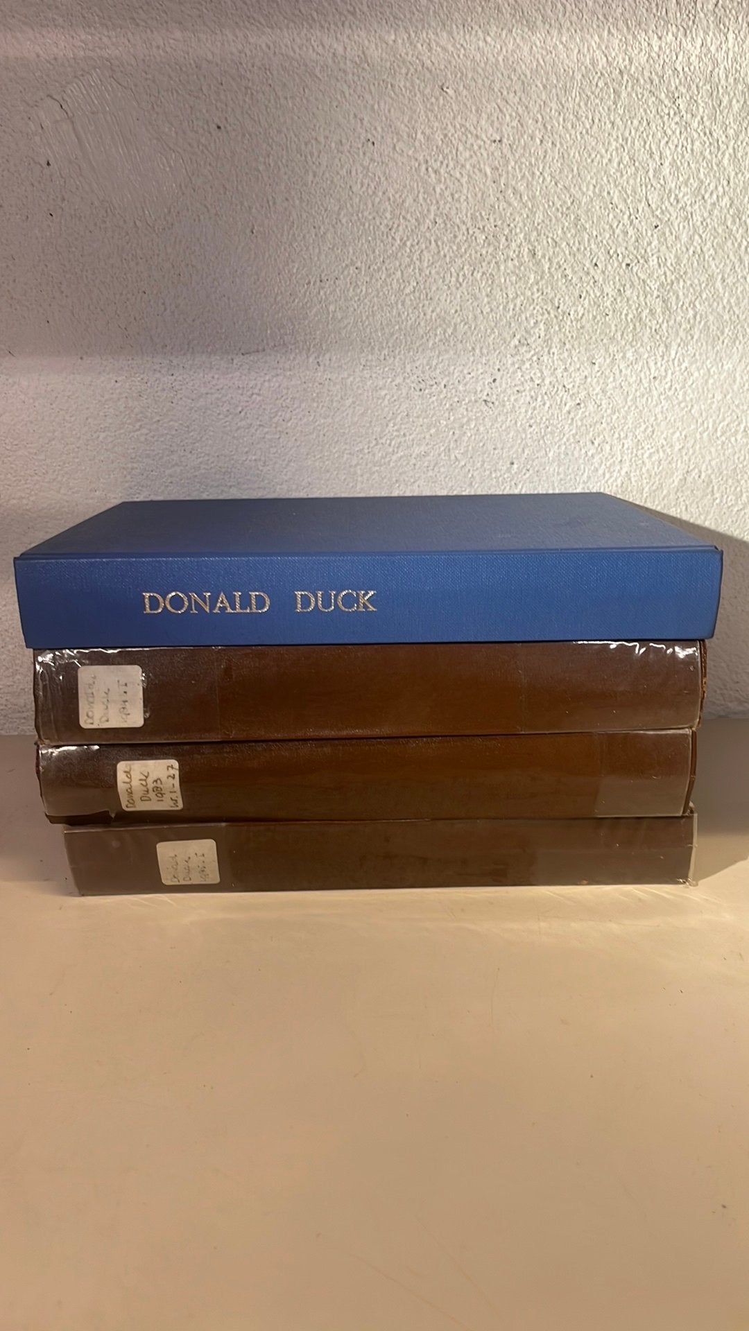 Donald Duck 1983 album 1984, 1985, Eén stripboek, Ophalen of Verzenden, Zo goed als nieuw