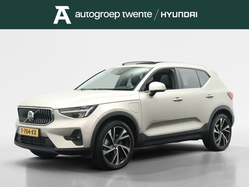 Volvo XC40 1.5 T5 PHEV Ultimate Bright 262PK | Panodak | Nav