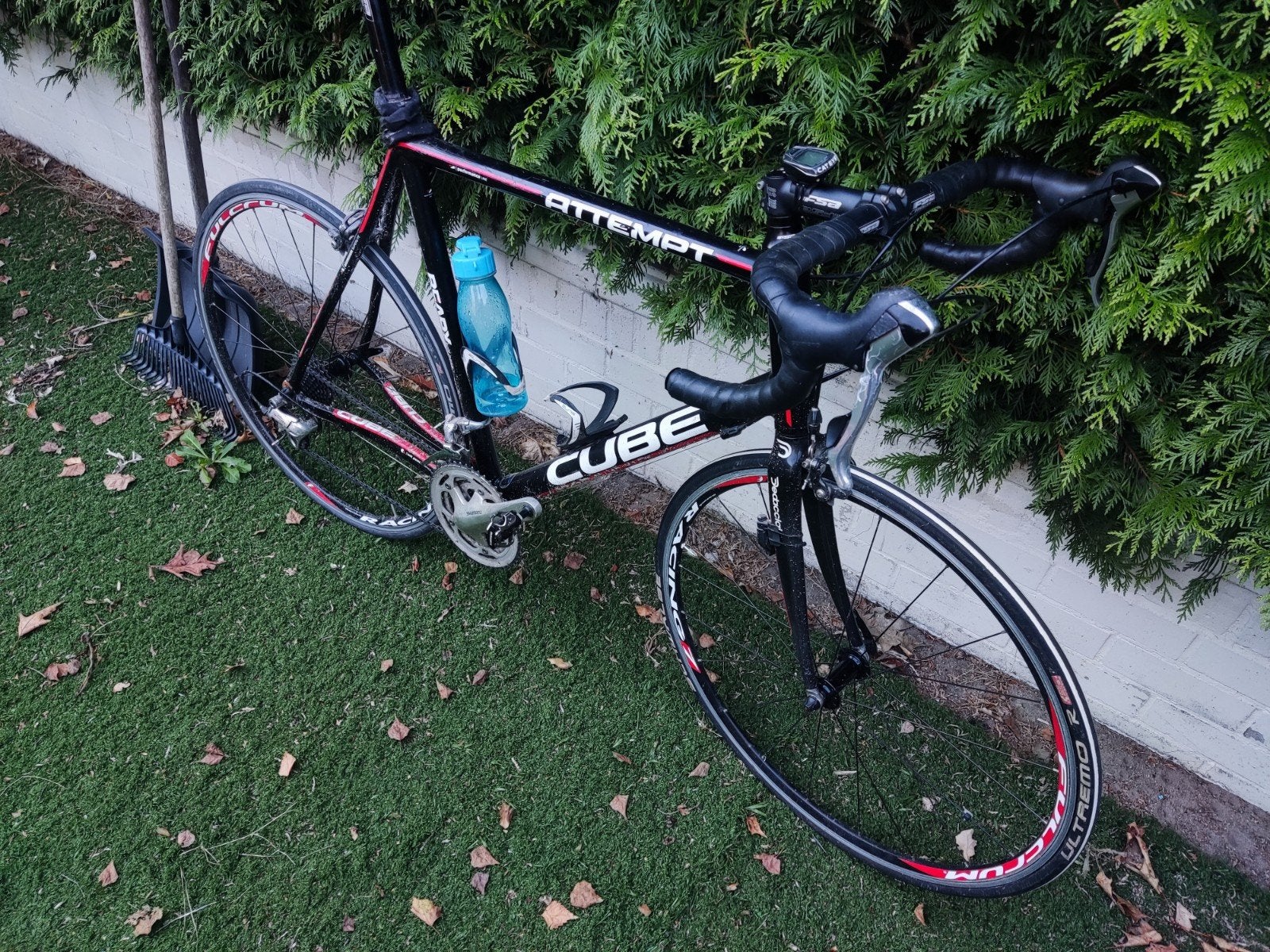 Cube Attempt Racefiets - Zwart/Rood, Goede Staat, Fietsen en Brommers, Overige merken, 28 inch, Gebruikt, Aluminium