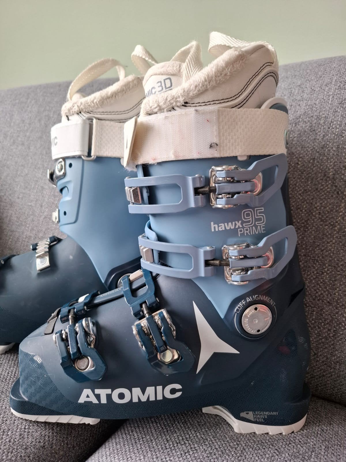Atomic dames skischoenen maat 24/24.5, Sport en Fitness, 160 tot 180 cm, Gebruikt, Schoenen, Ophalen of Verzenden
