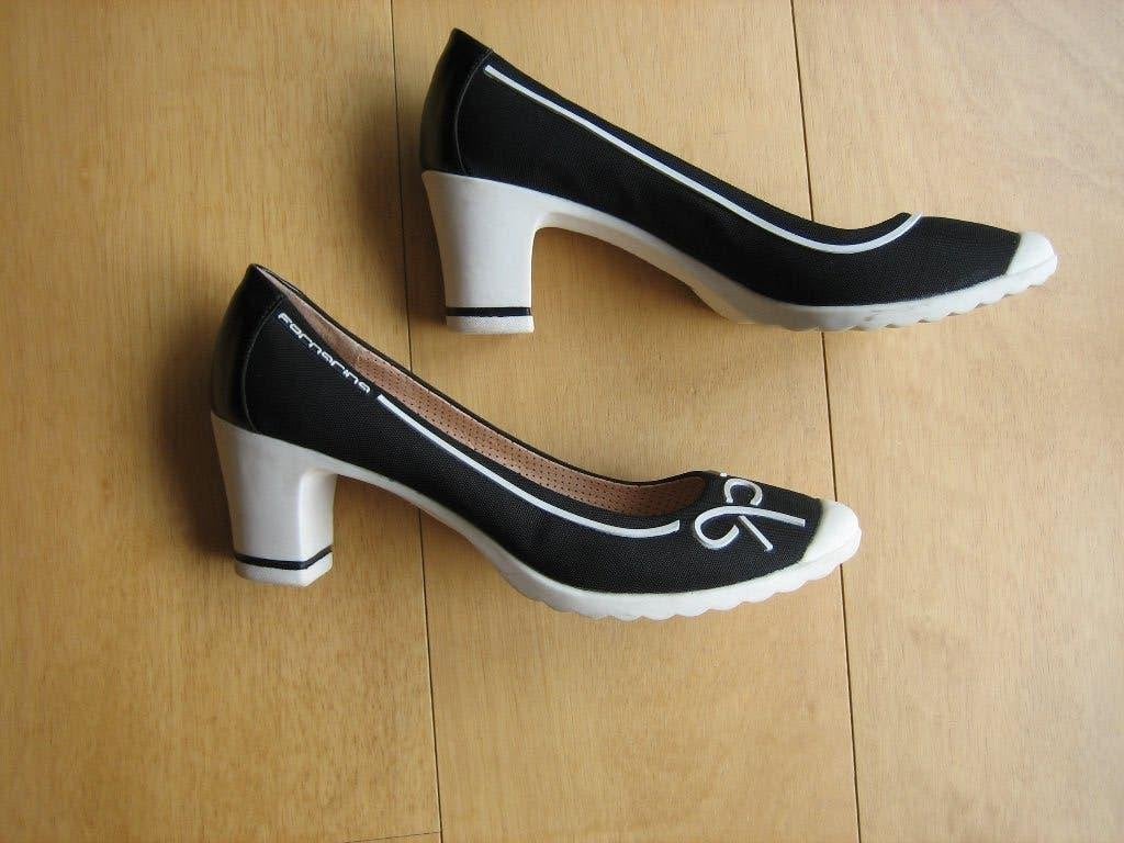 Elegante sportieve zwart-wit pumps FORNARINA 38 snazzeys, Kleding | Dames, Pumps, Zwart, Ophalen of Verzenden, Fornarina
