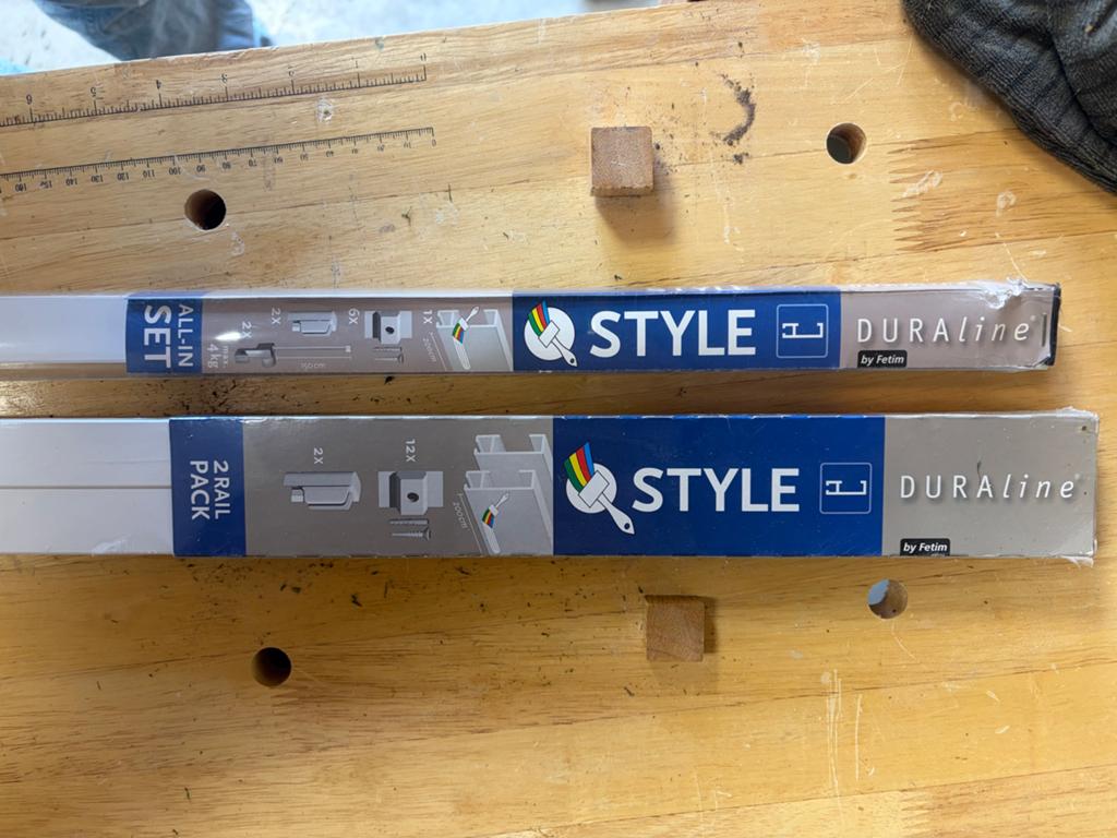 Duraline Style ophangsysteem voor wanddecoratie (2 stuks), Ophalen, Zo goed als nieuw