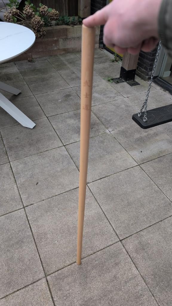 Houten vechtsportstok met Japanse tekens 127cm, Maat XS of kleiner, Ophalen of Verzenden, Overige