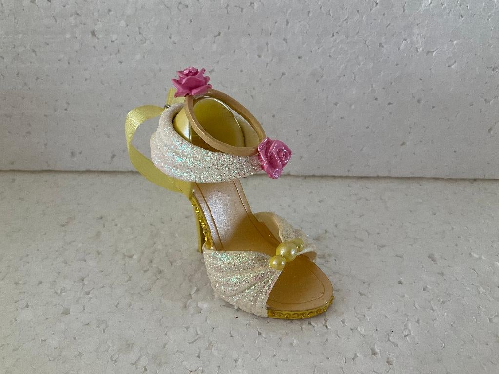 Disney ornament schoentje van Belle uit Beauty and the Beast, Ophalen of Verzenden, Assepoester of Belle, Zo goed als nieuw, Beeldje of Figuurtje