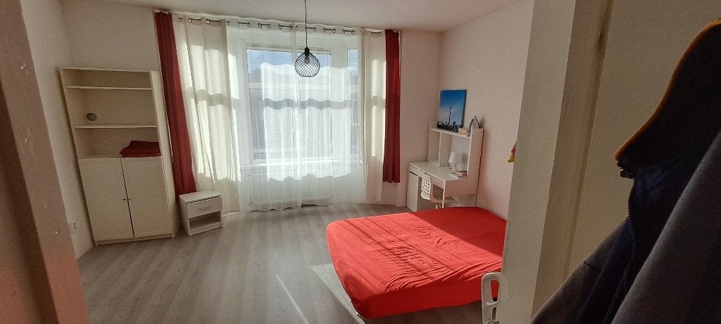 Room for rent (700 all in), Rotterdam
