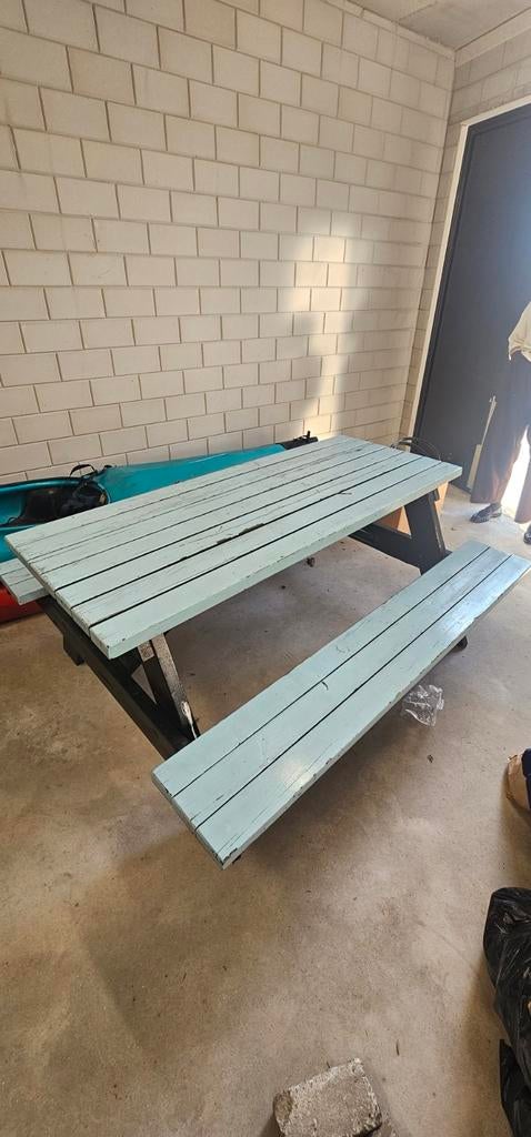 Houten picknicktafel, Ophalen