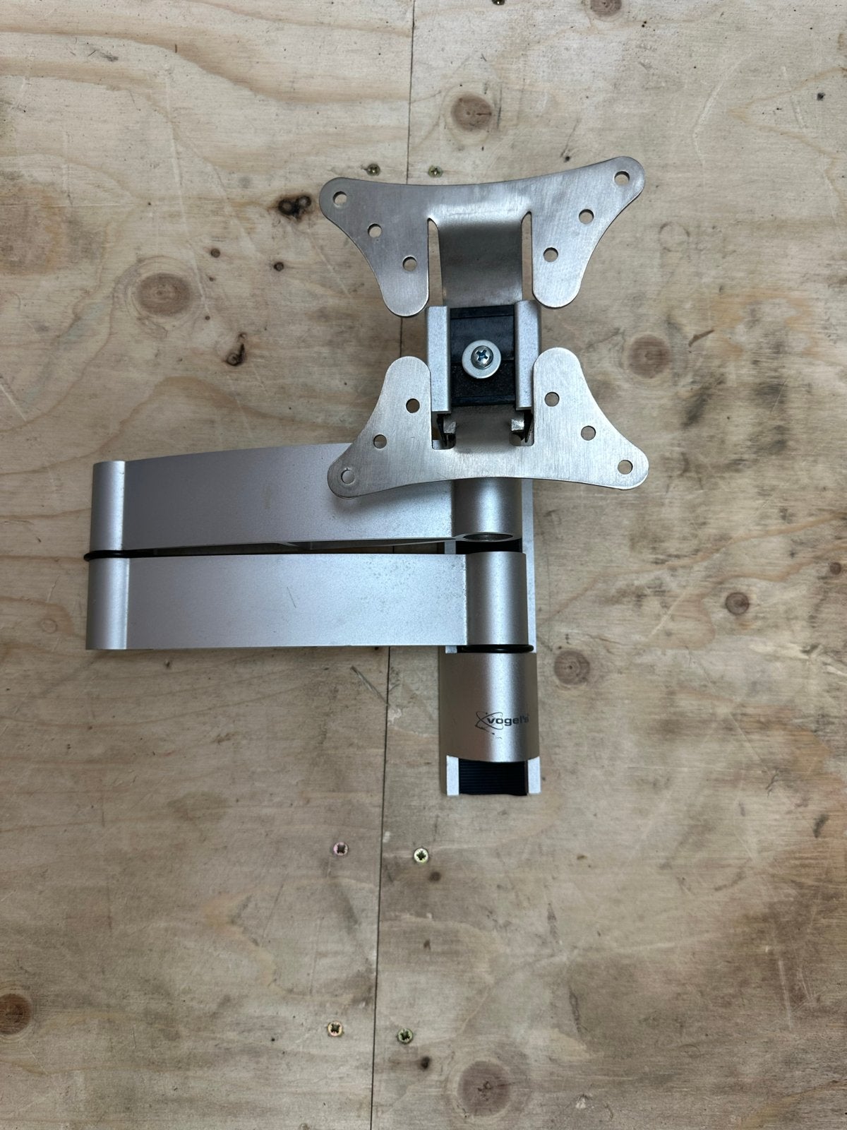 Vogel's VFW 426 SILVER TV Beugel - Zilver en Zwart, Ophalen, Gebruikt