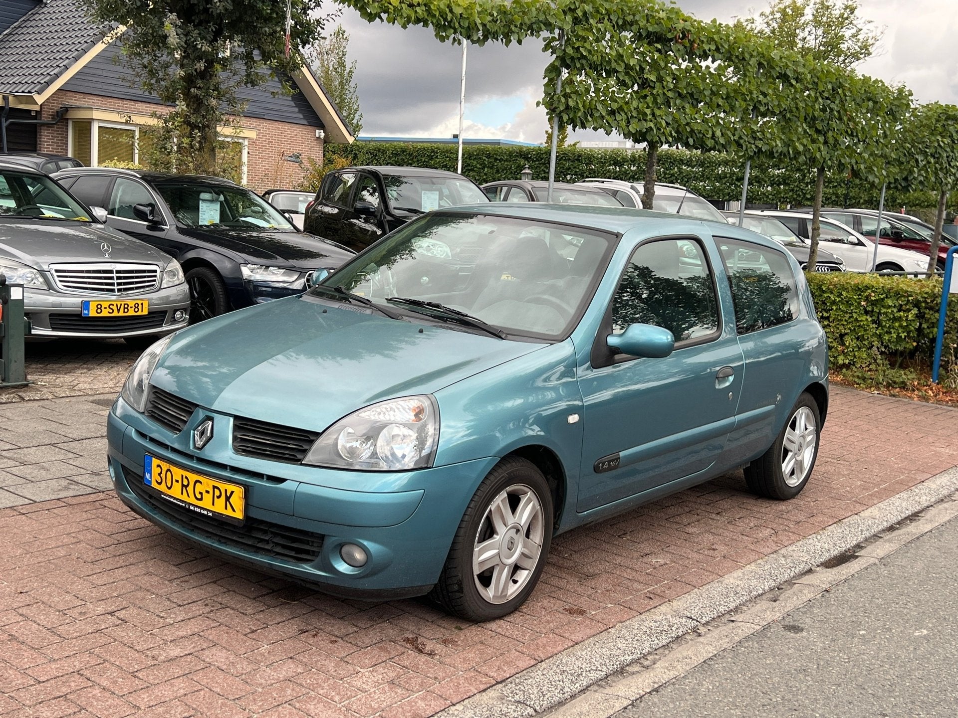 Renault Clio 1.4 Authentique Comfort, Auto's, Voorwielaandrijving, 15 km/l, Gebruikt, Blauw