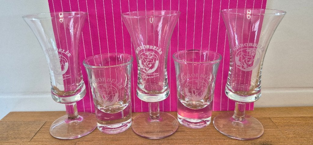5 schrobbeler borren / shot glaasjes, Ophalen of Verzenden, Glas, Overige stijlen, Glas of Glazen