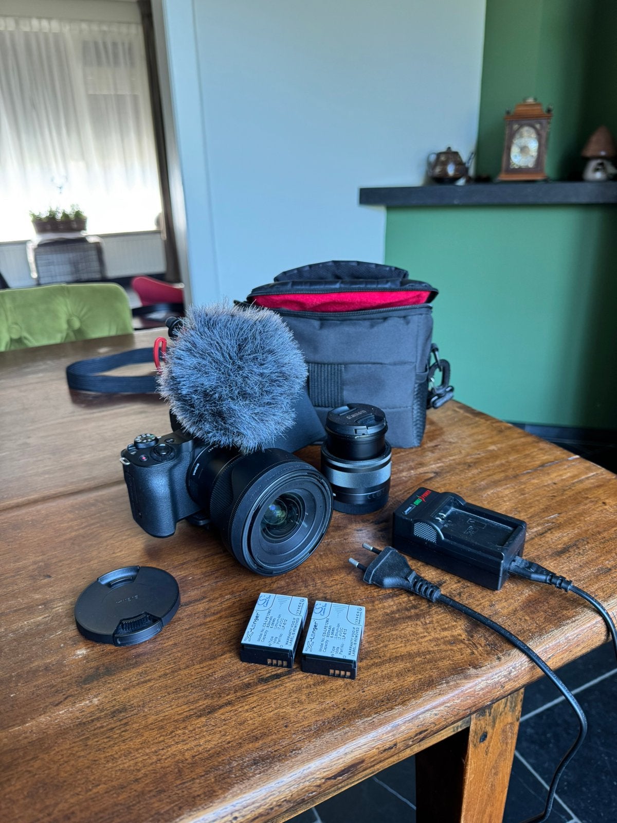 Canon M50 MK II + Sigma 16mm DC DN & accessoires., Audio, Tv en Foto, Fotocamera's Digitaal, Lensdop, Canon, Ophalen of Verzenden
