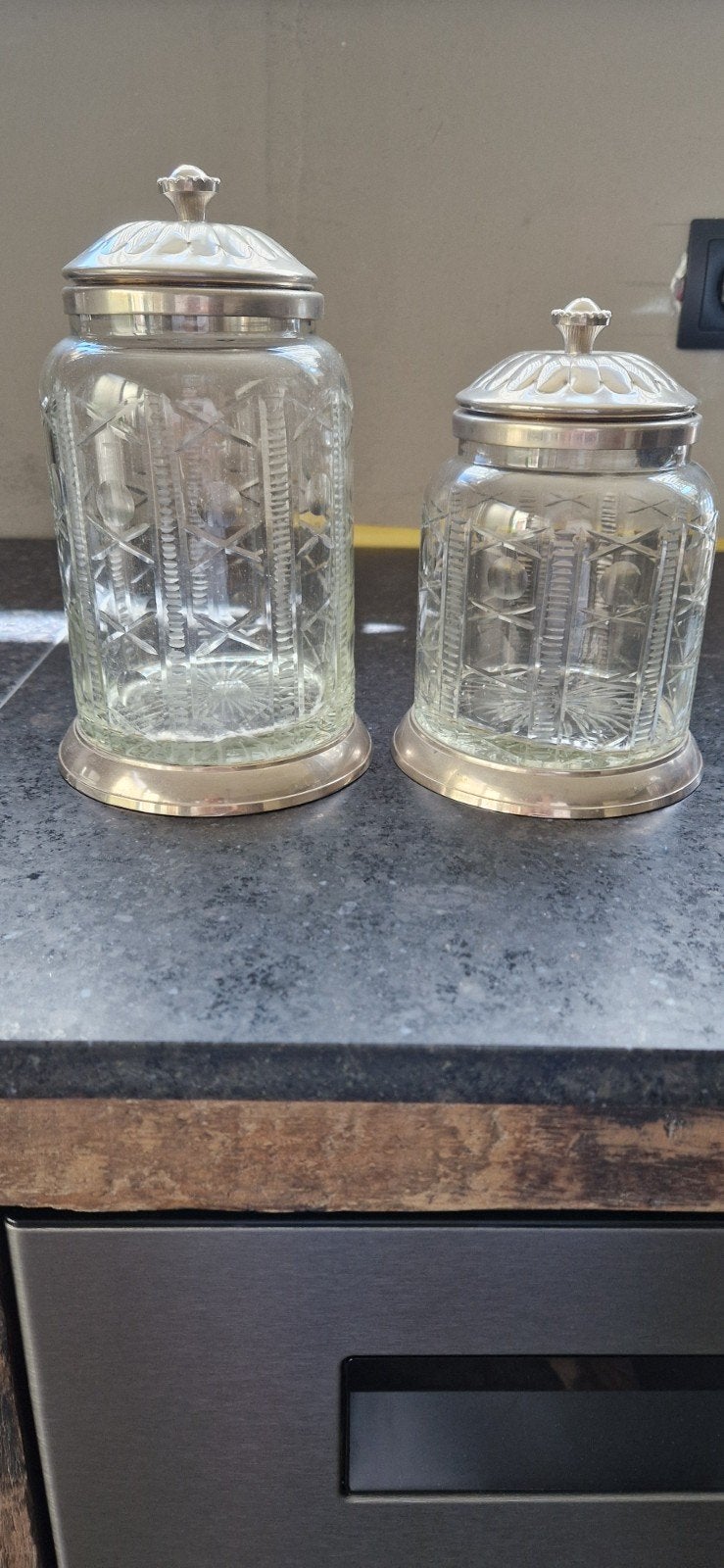 2 mooie glazen potten met metaal, Ophalen of Verzenden
