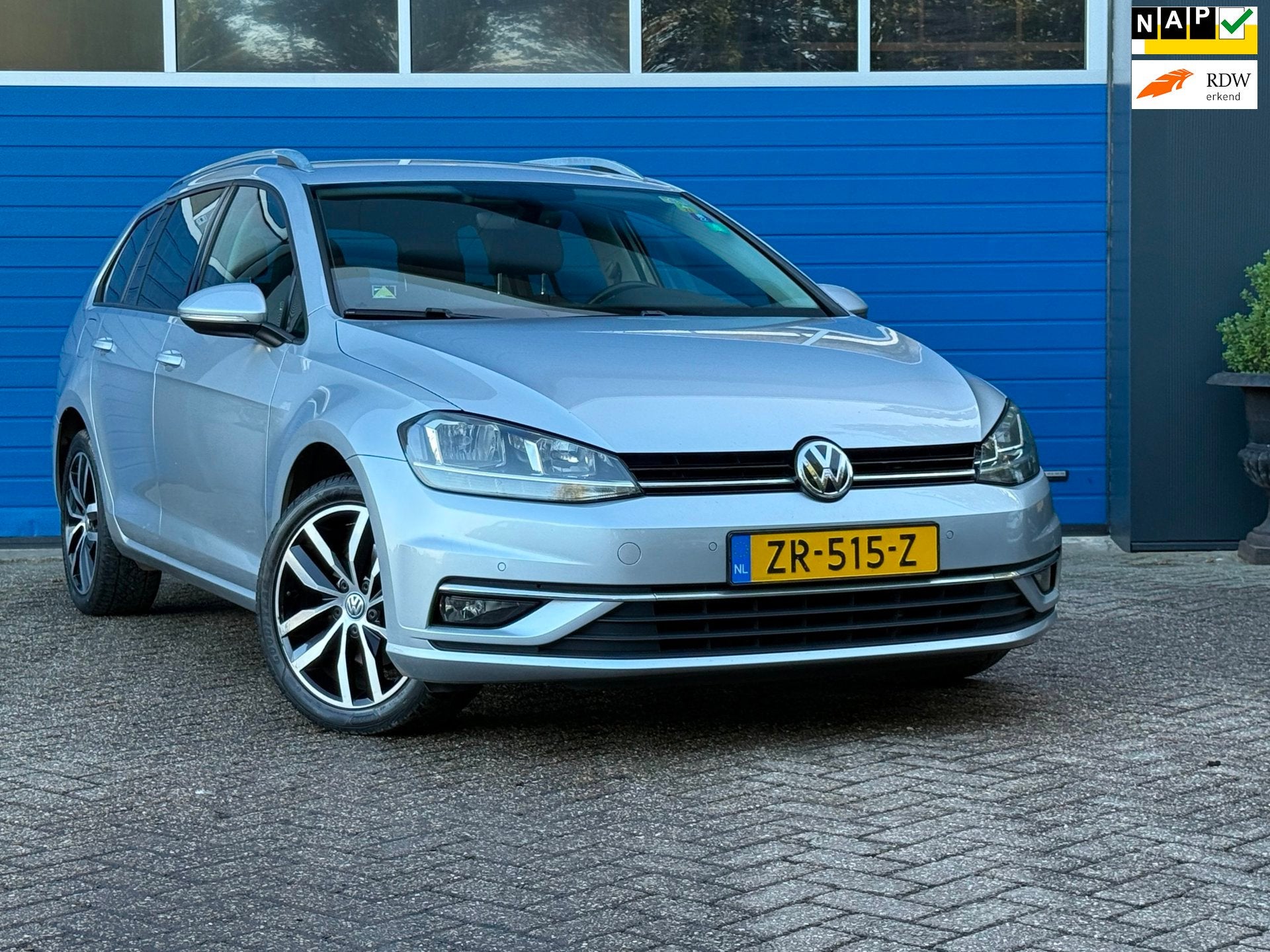 Volkswagen Golf Variant 1.6 TDI Comfortline Business|Apple C, Auto's, Stof, Gebruikt, 4 cilinders, 116 pk