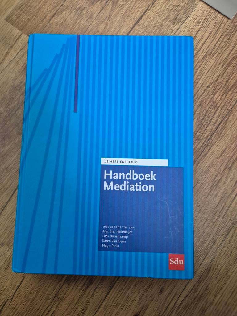 Handboek Mediation - 6e herziene druk, Boeken, Studieboeken en Cursussen, Zo goed als nieuw, Alex Brenninkmeijer, Dick Bonenkamp, Karen van Oyen, Hugo Prein