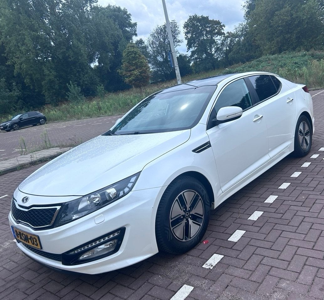 Kia Optima 2.0 CWT Hybrid 110KW 2013 Wit, Auto's, Kia, 4 cilinders, Optima, Wit, Origineel Nederlands