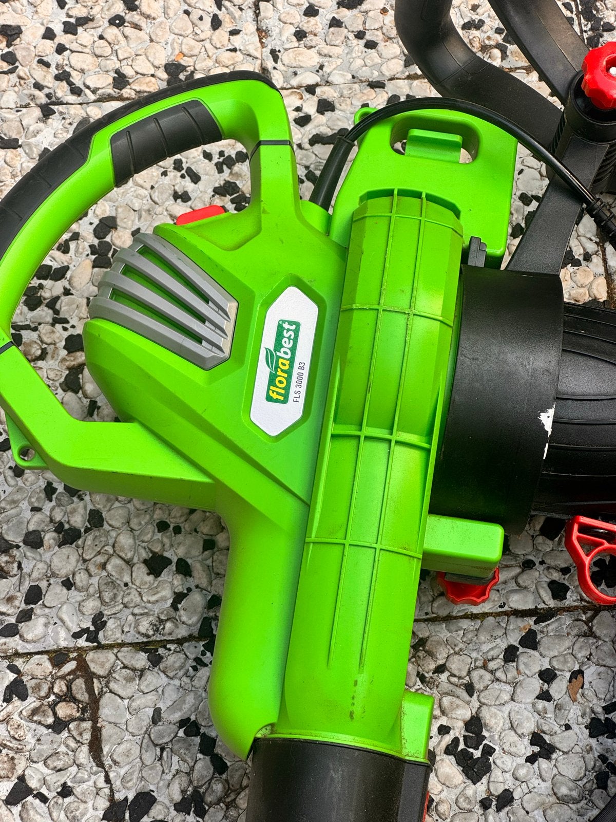 Florabest Bladblazer FLS 3000 B3 - Zo goed als nieuw, Handgedragen, Ophalen of Verzenden, Met opvangzak, Elektrisch