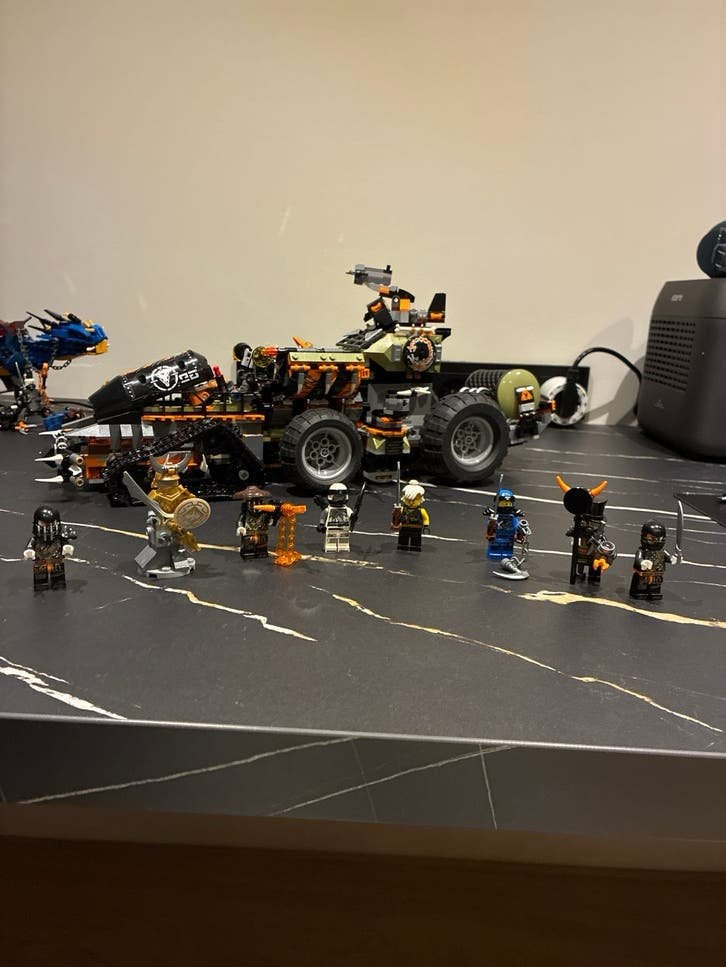 LEGO Ninjago Cole's Aardrups (70669) met minifiguren, Kinderen en Baby's, Speelgoed | Duplo en Lego, Gebruikt, Lego, Ophalen of Verzenden