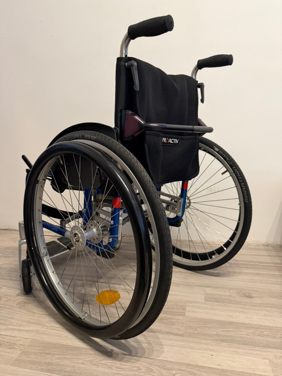 PRO ACTIV Traveler actieve rolstoel – als nieuw, Diversen, Ophalen, Zo goed als nieuw, Duwrolstoel