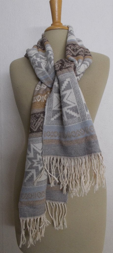 Outdoor/Nordic/Noors/Folklore print sjaal van Cotiera, Kleding | Dames, Verzenden, Zo goed als nieuw, Maat 38/40 (M), Sjaal